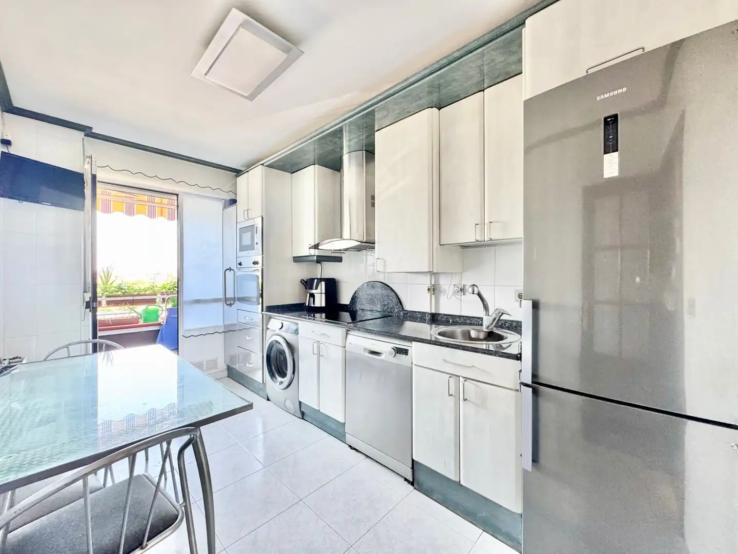 Cocina de Piso en venta en Vitoria - Gasteiz con Terraza y Trastero
