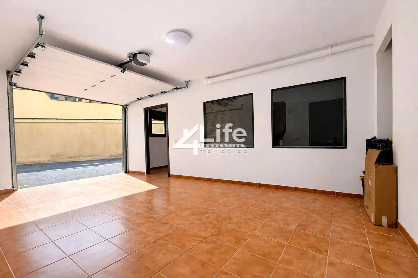 Casa o xalet en venda en Granadilla de Abona amb Aire condicionat, Jardí privat i Terrassa
