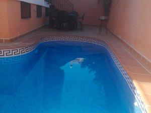 Swimming pool of House or chalet to rent in Armilla  with Air Conditioner, Heating and Private garden