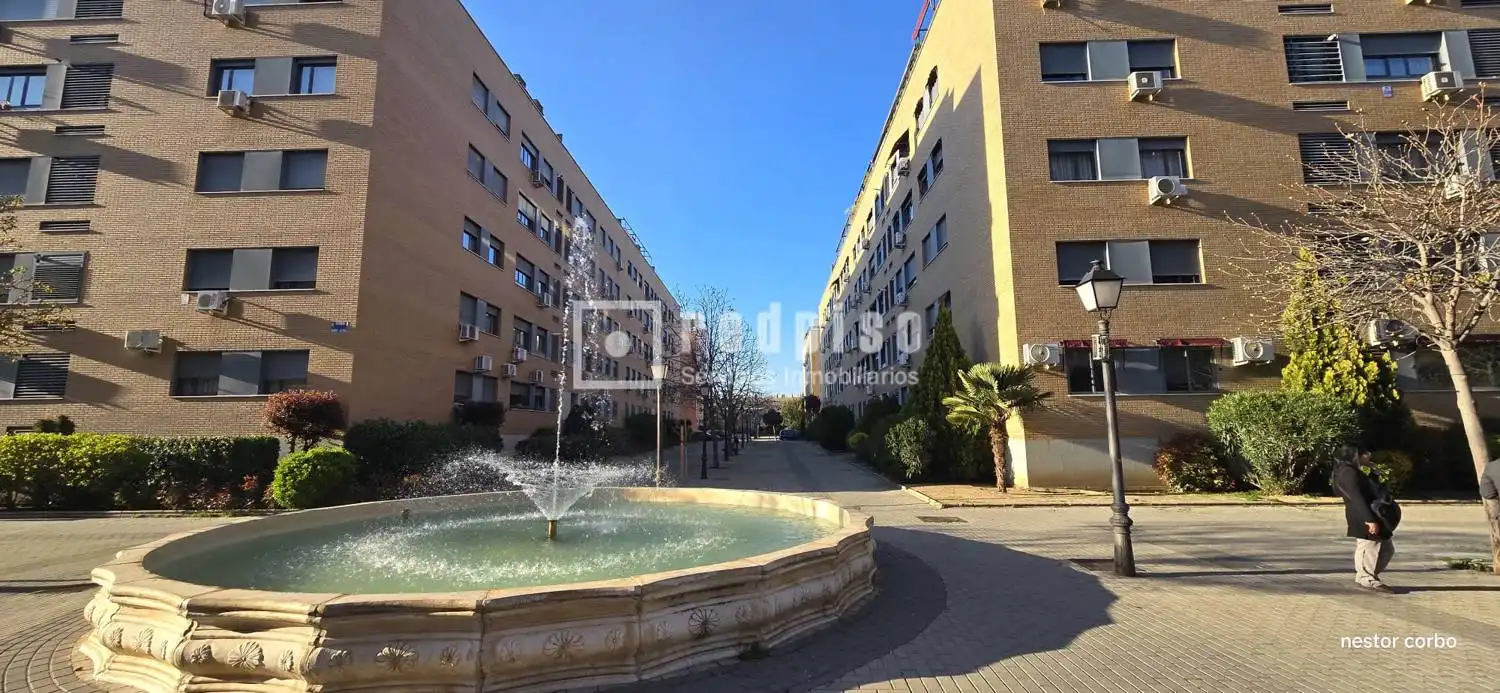 Exterior view of Flat for sale in Torrejón de Ardoz  with Heating, Private garden and Parquet flooring