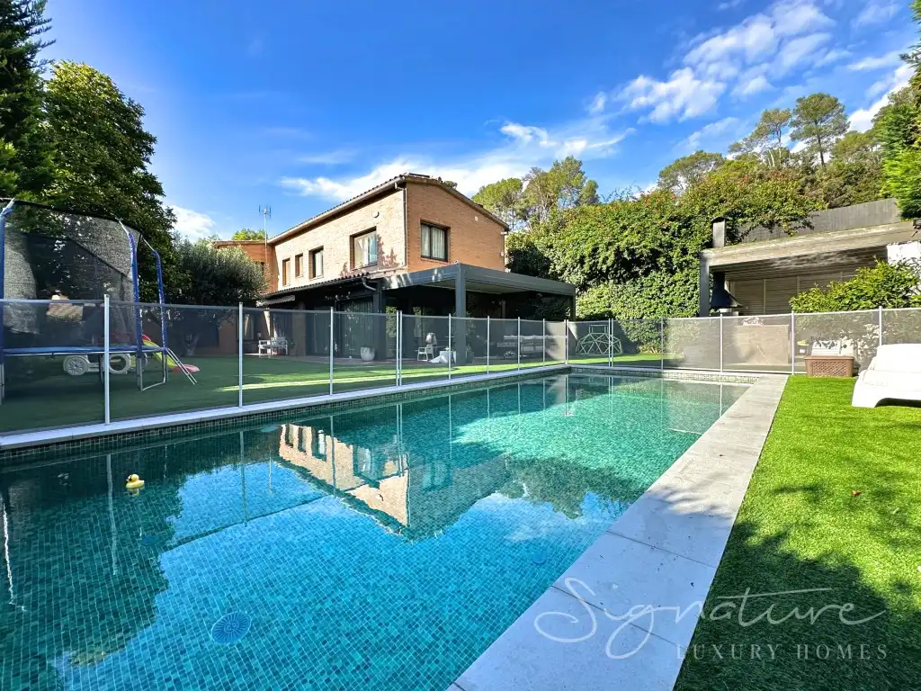 Houses for sale in Golf - Can Trabal