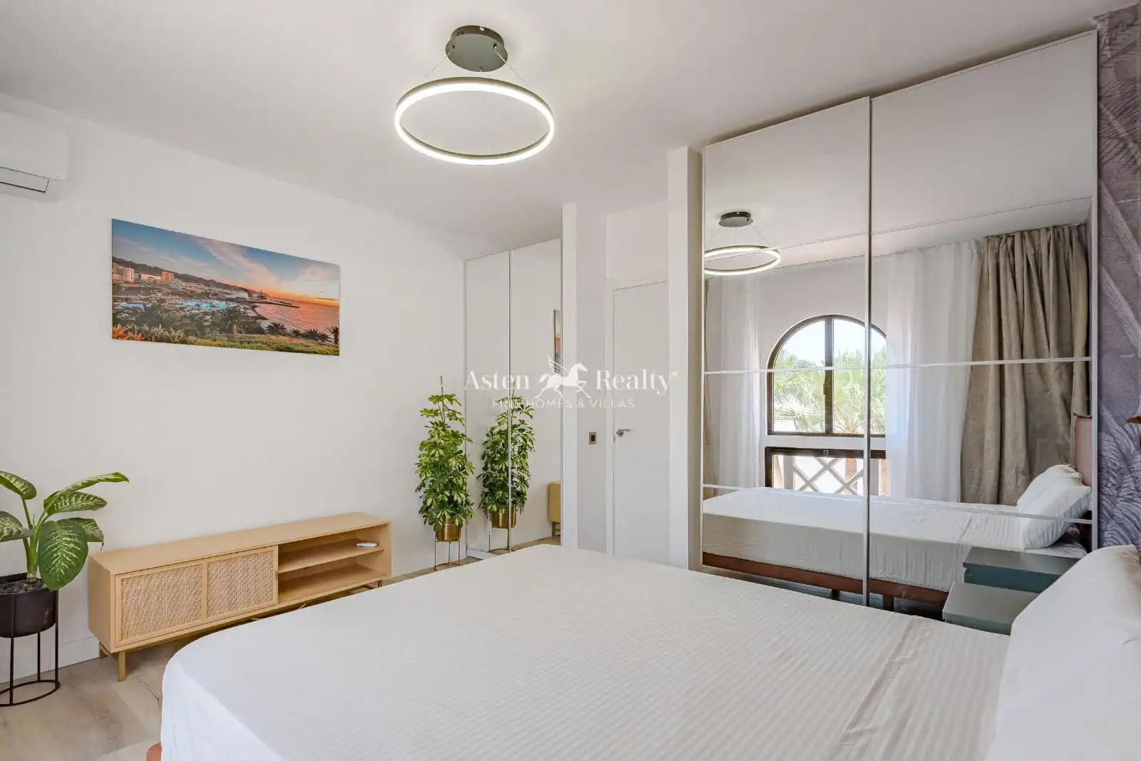 Bedroom of Duplexes for sale in Adeje  with Air Conditioner, Terrace and Furnished