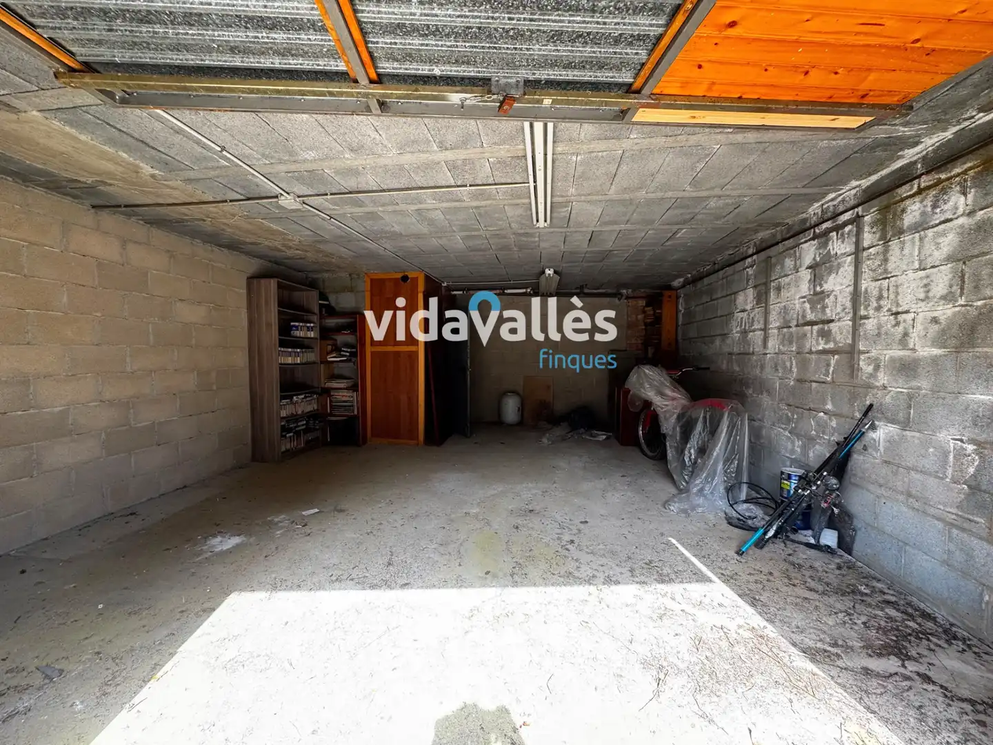 Parkplatz von Wohnung zur Miete in La Roca del Vallès mit Heizung, Privatgarten und Parkett
