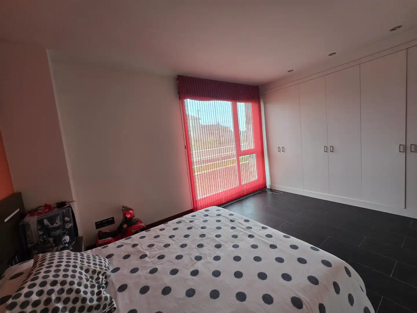 Schlafzimmer von Haus oder Chalet zum Verkauf in Bareyo mit Heizung, Privatgarten und Terrasse