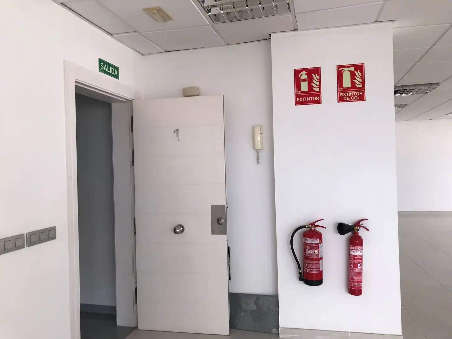 Oficina de lloguer a La Cuesta -Finca España