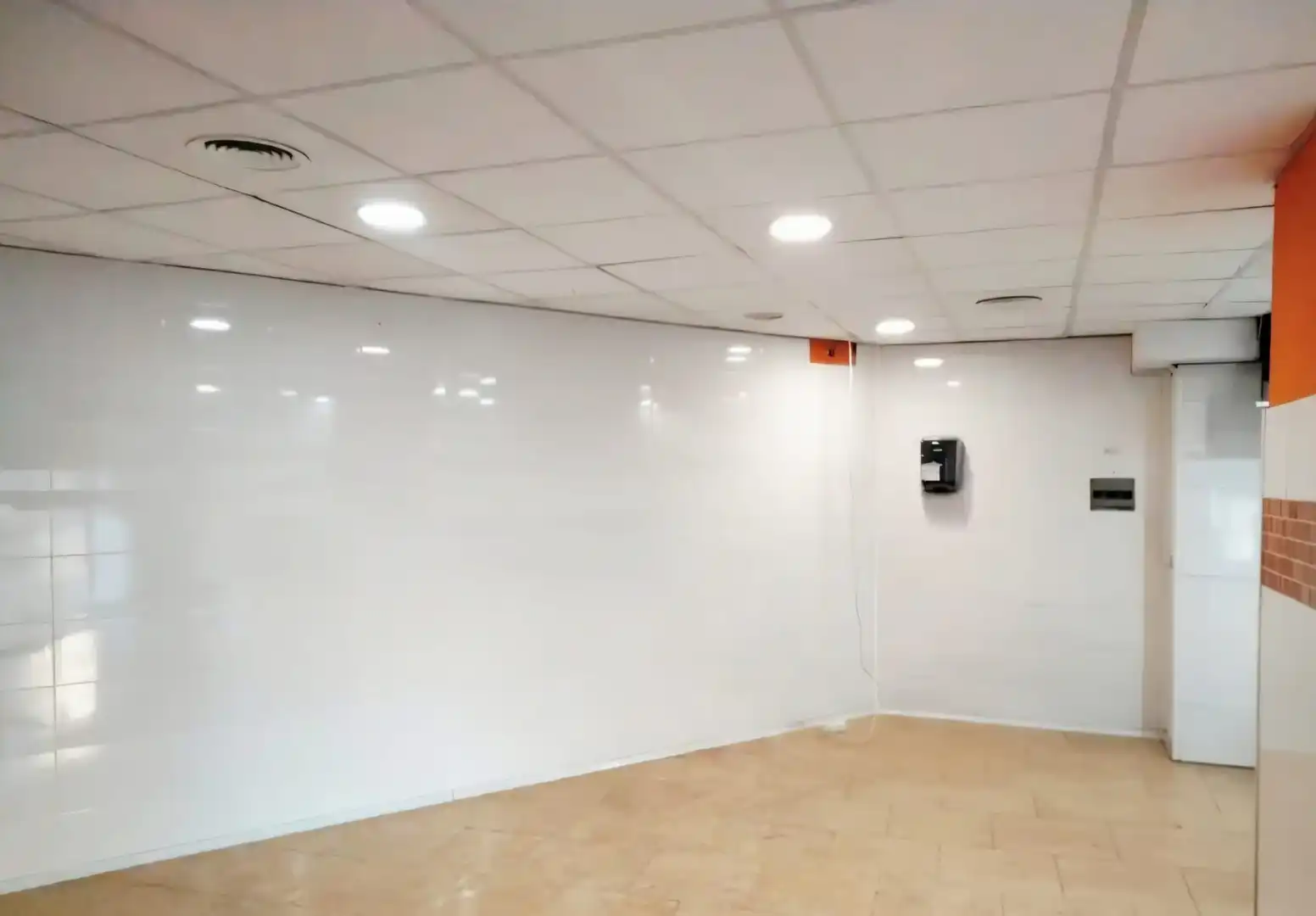 Business premises for sale in Ponent