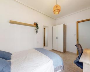 Dormitori de Apartament per a compartir en Castellón de la Plana / Castelló de la Plana