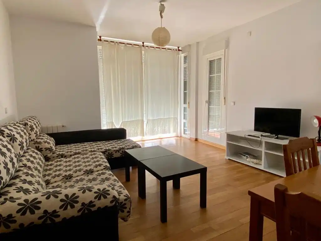 Sala de estar de Apartamento en venta en Villanueva de la Cañada con Aire acondicionado, Calefacción y Parquet