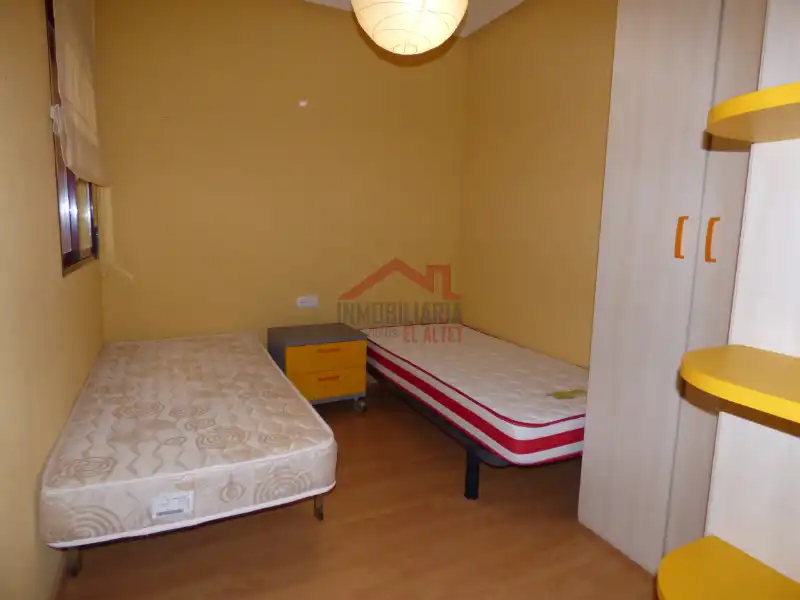 Habitación de Piso en venta en Elche / Elx con Aire acondicionado, Calefacción y Parquet