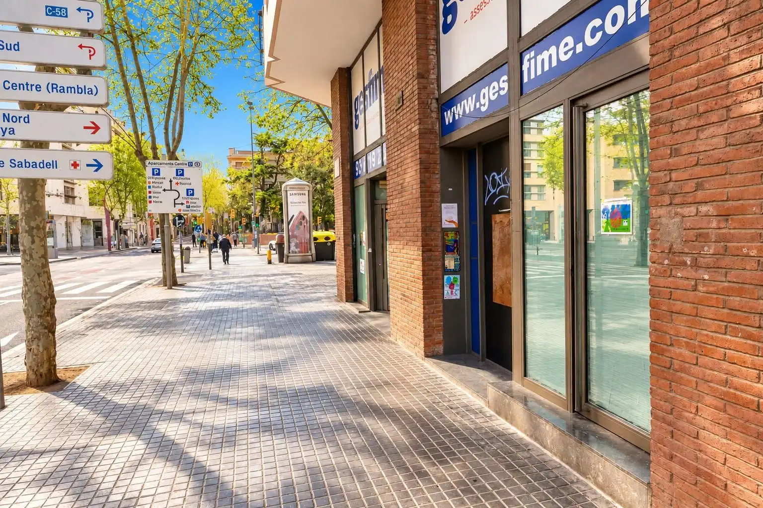 Oficina de lloguer en Centre - Sant Oleguer