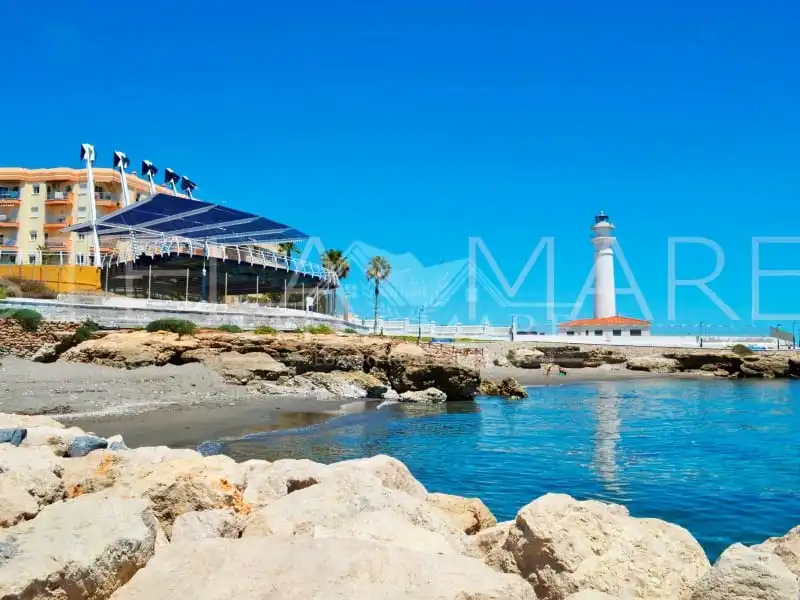 Attic for sale in Puerto Narixa