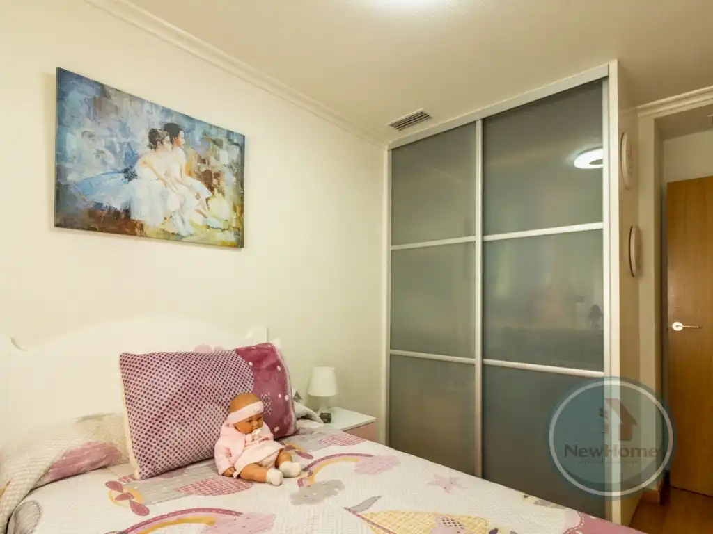 Habitación de Casa o chalet en venta en Elche / Elx con Aire acondicionado, Terraza y Balcón