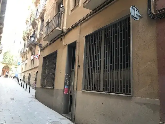 Außenansicht von Gebäude zur Miete in Barcelona