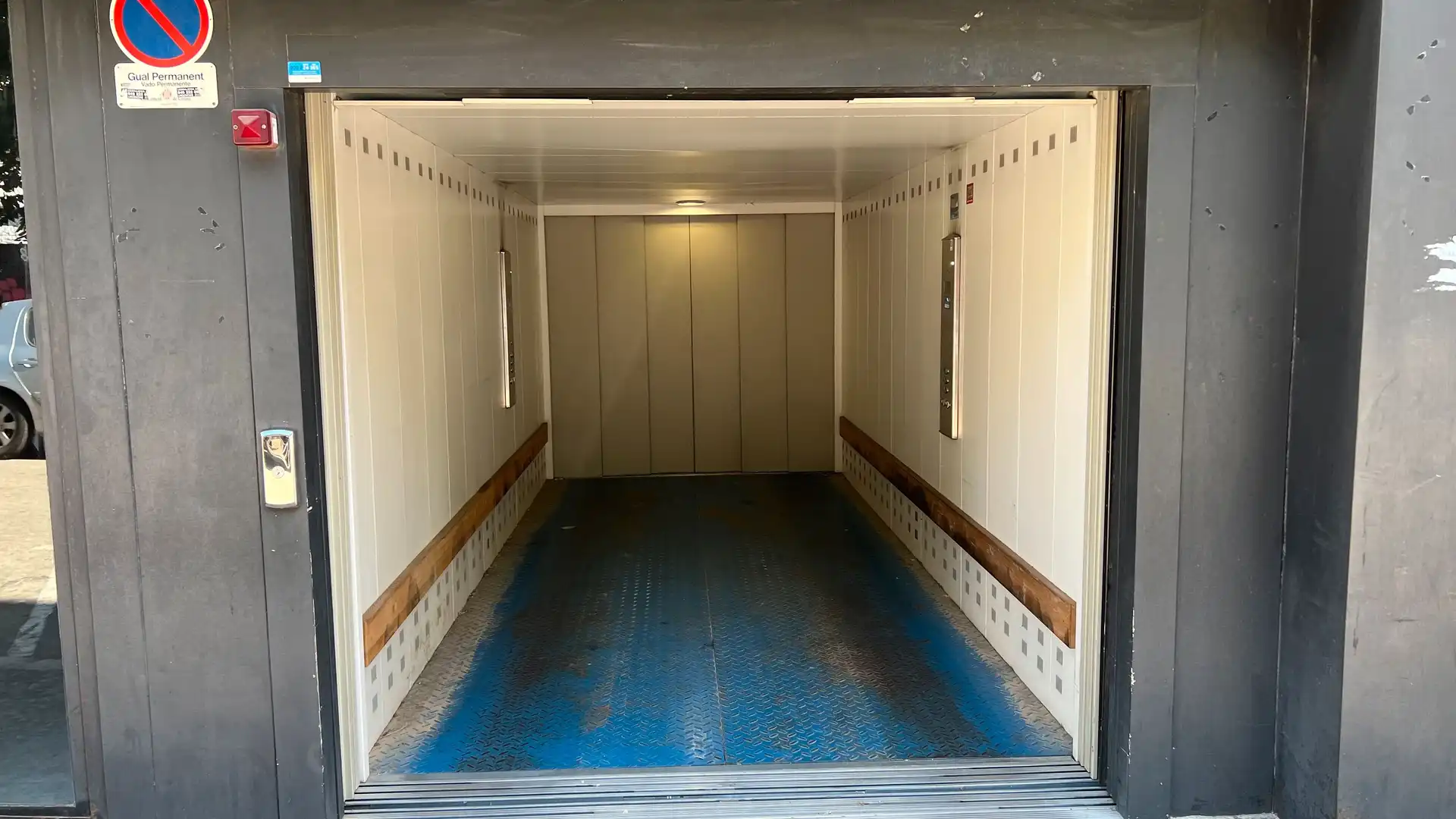 Individual en venta en Carrer de Santa Maria, imagen 2