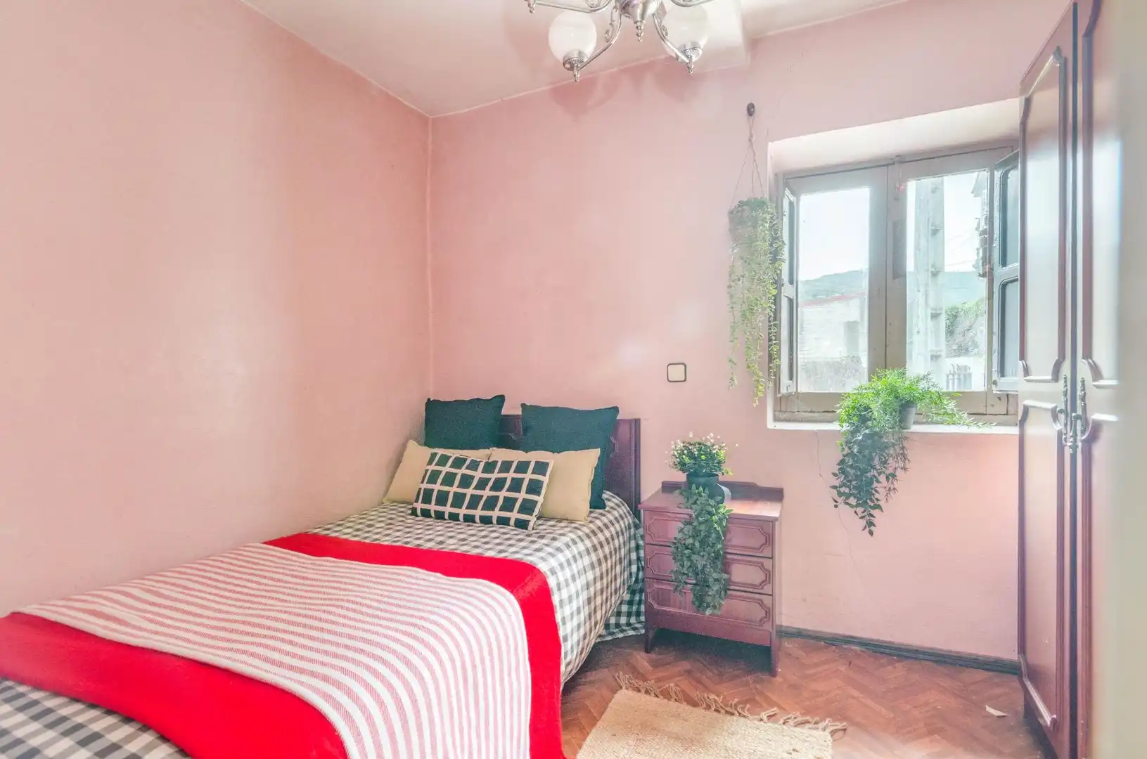 Bedroom of Houses for sale in Aller