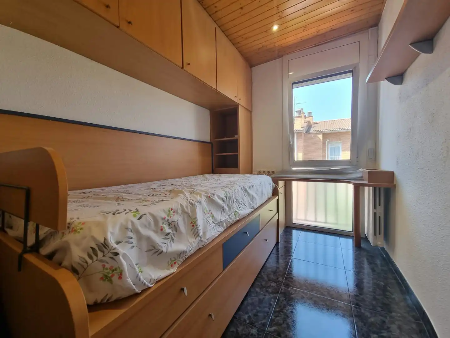 Bedroom of Detached homes for sale in Olot  with Heating, Furnished and Balcony