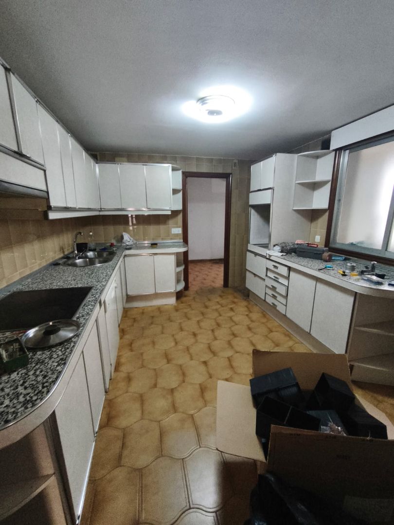 Kitchen of Flat for sale in Ourense Capital   with Heating, Parquet flooring and Storage room