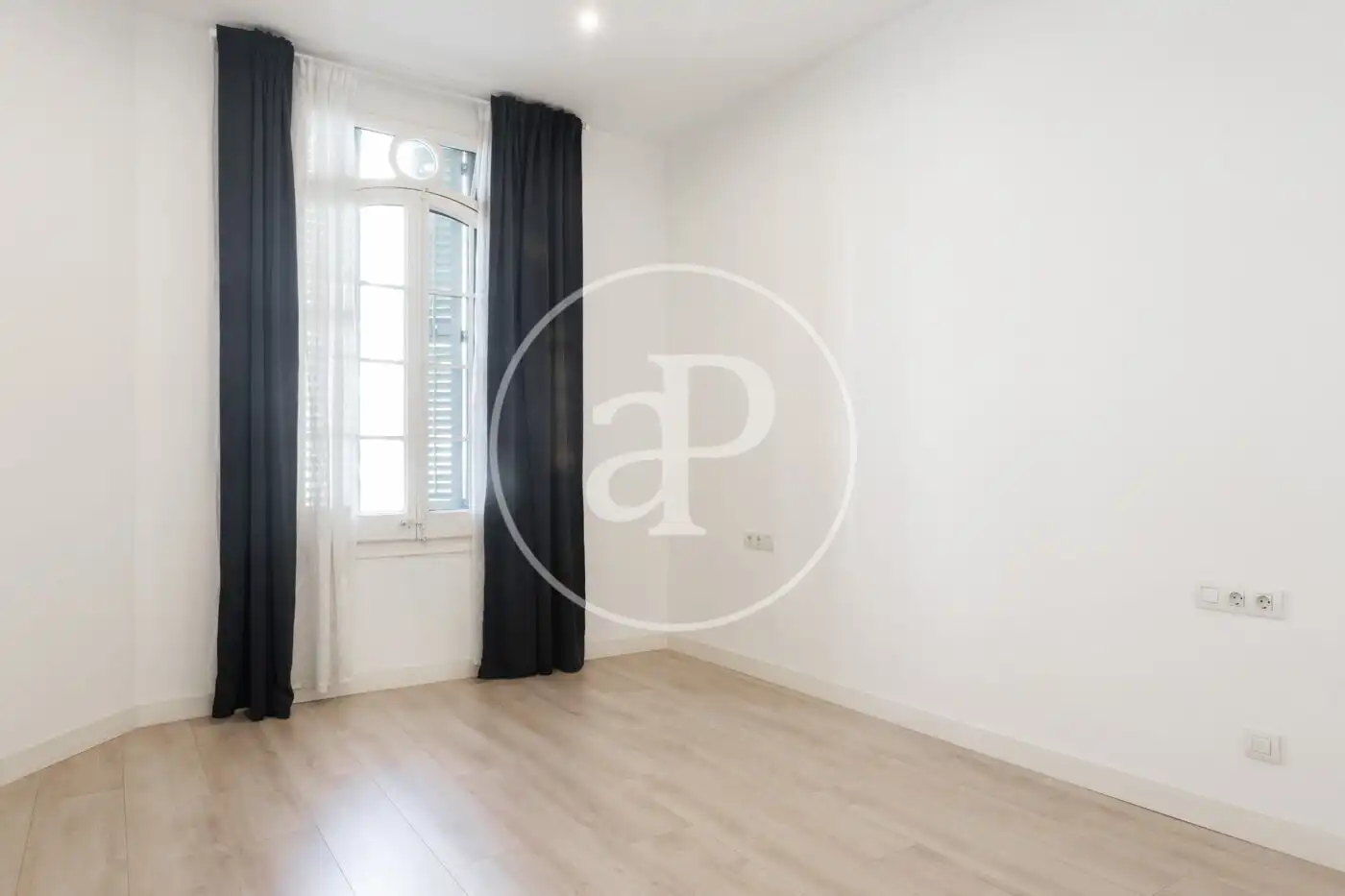Flat with terrace to rent in C/ de Provença, imagen 10
