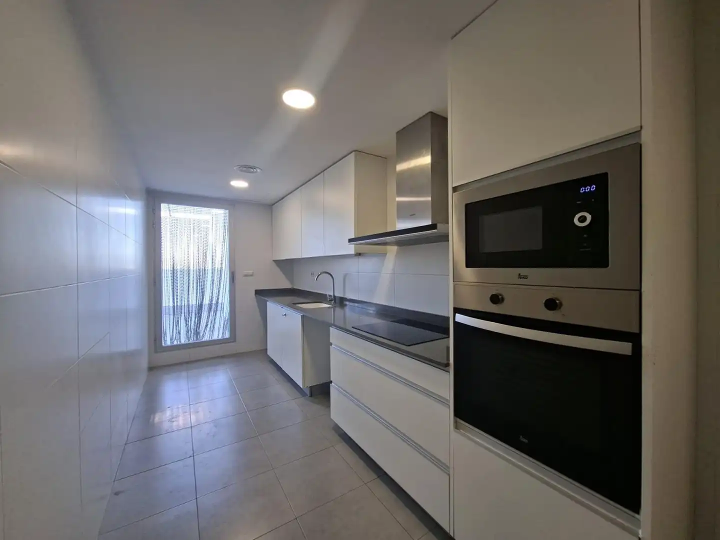 Cocina de Ático de alquiler en Aldaia con Aire acondicionado, Parquet y Terraza
