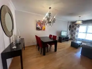 Esszimmer von Wohnungen zur Miete in León Capital  mit Heizung, Parkett und Terrasse
