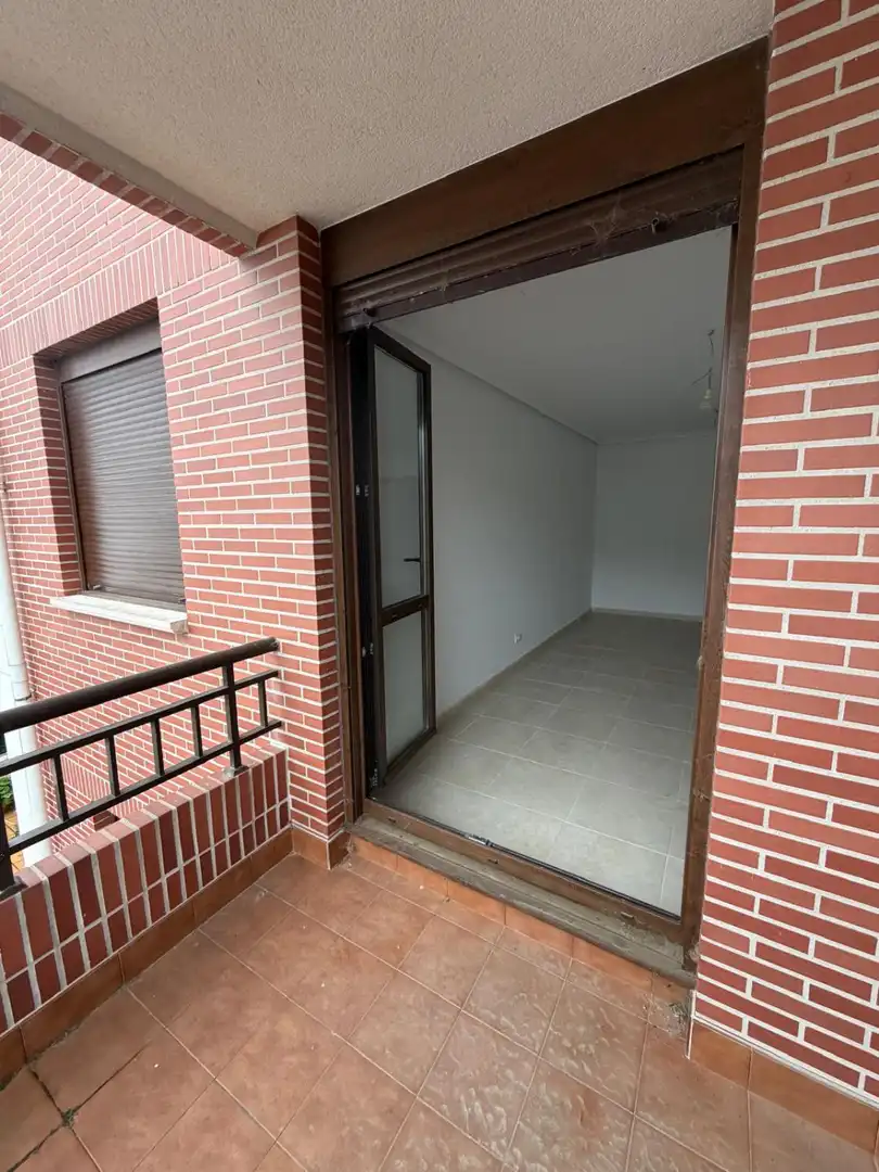 Terraza de Piso en venta en Meruelo con Calefacción, Terraza y Piscina comunitaria