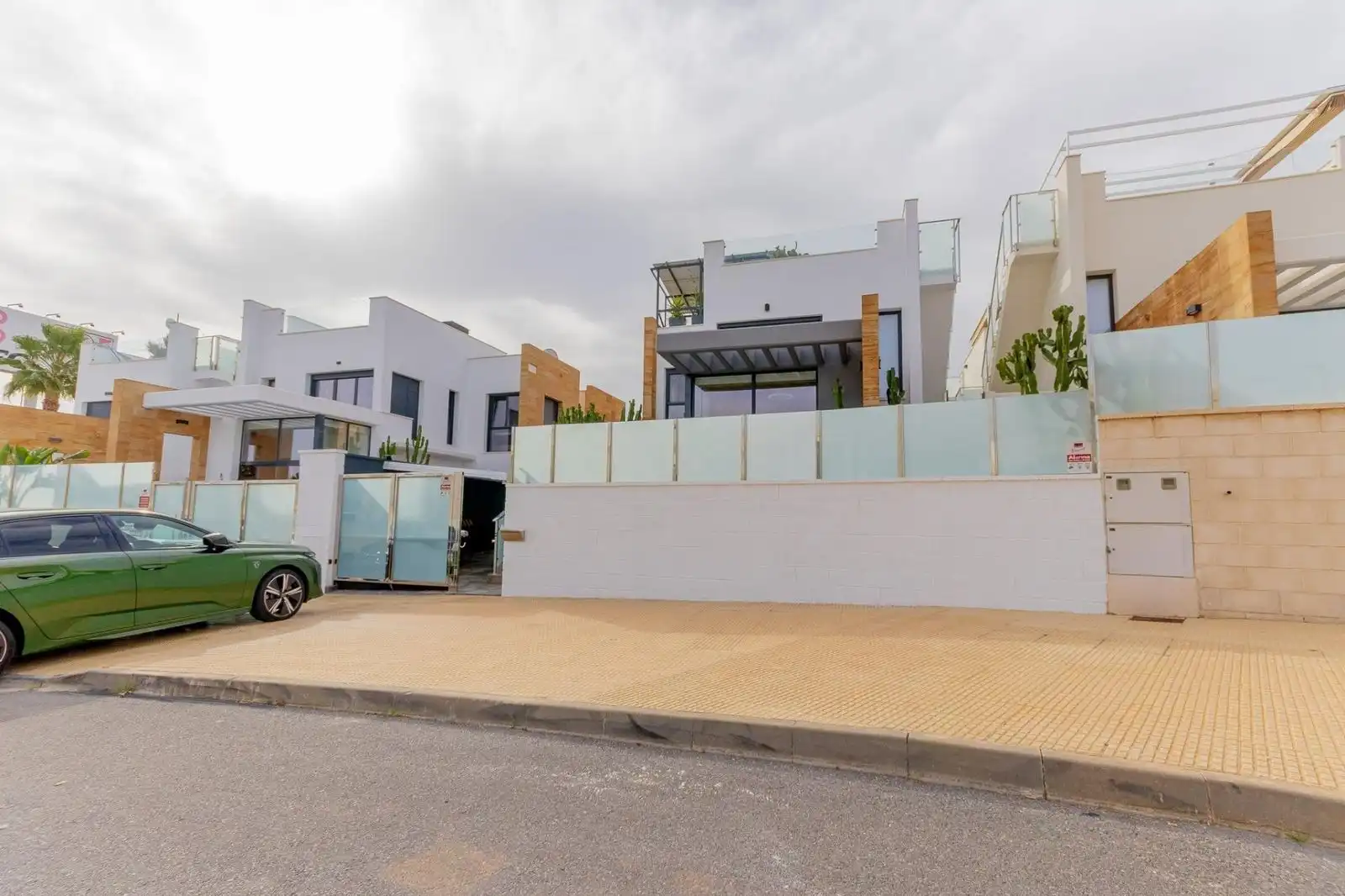 Villa mit Pool zum Verkauf in Lomas de Cabo Roig