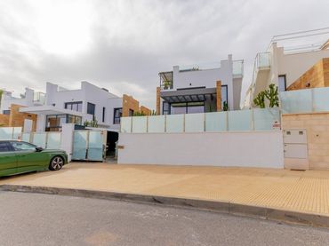 Villa avec piscine à vendre à Lomas de Cabo Roig