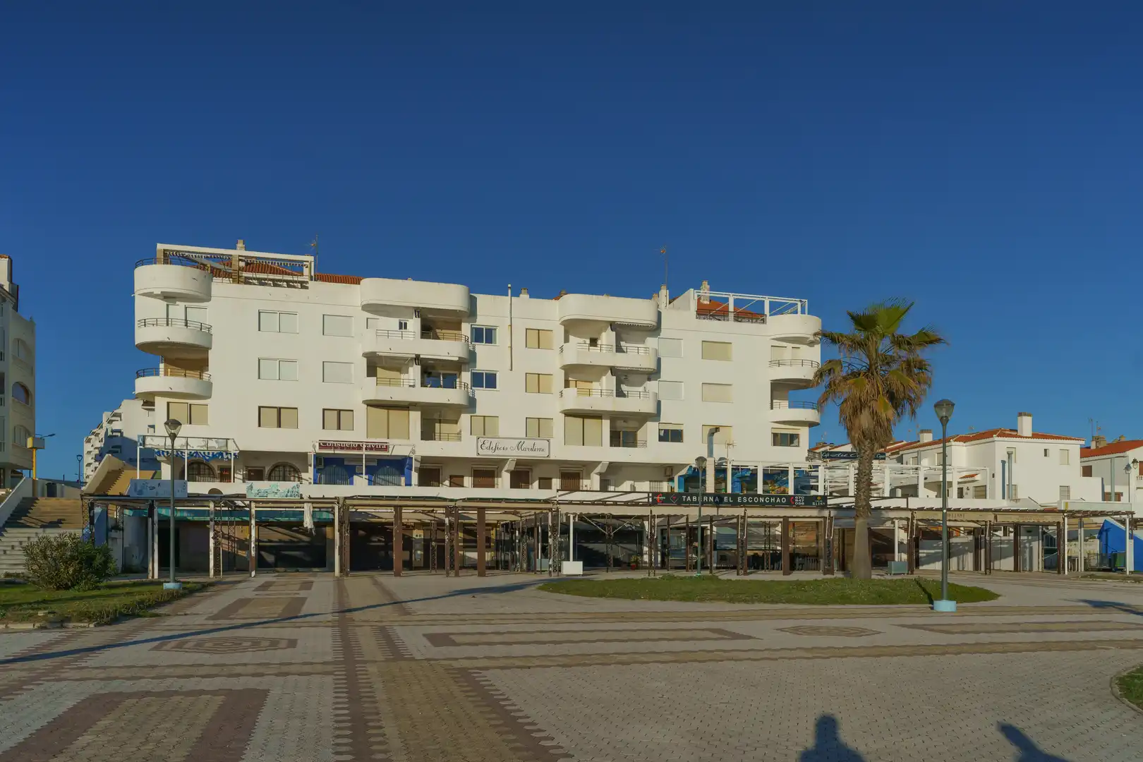 Vista exterior de Piso en venta en Almonte con Terraza, Trastero y Amueblado