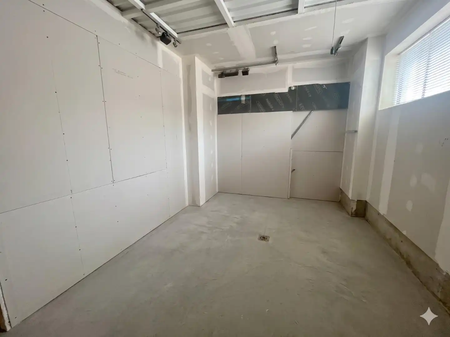 Local comercial en venda a Calle VIRGEN DE LOS DESAMPARADO, imagen 6