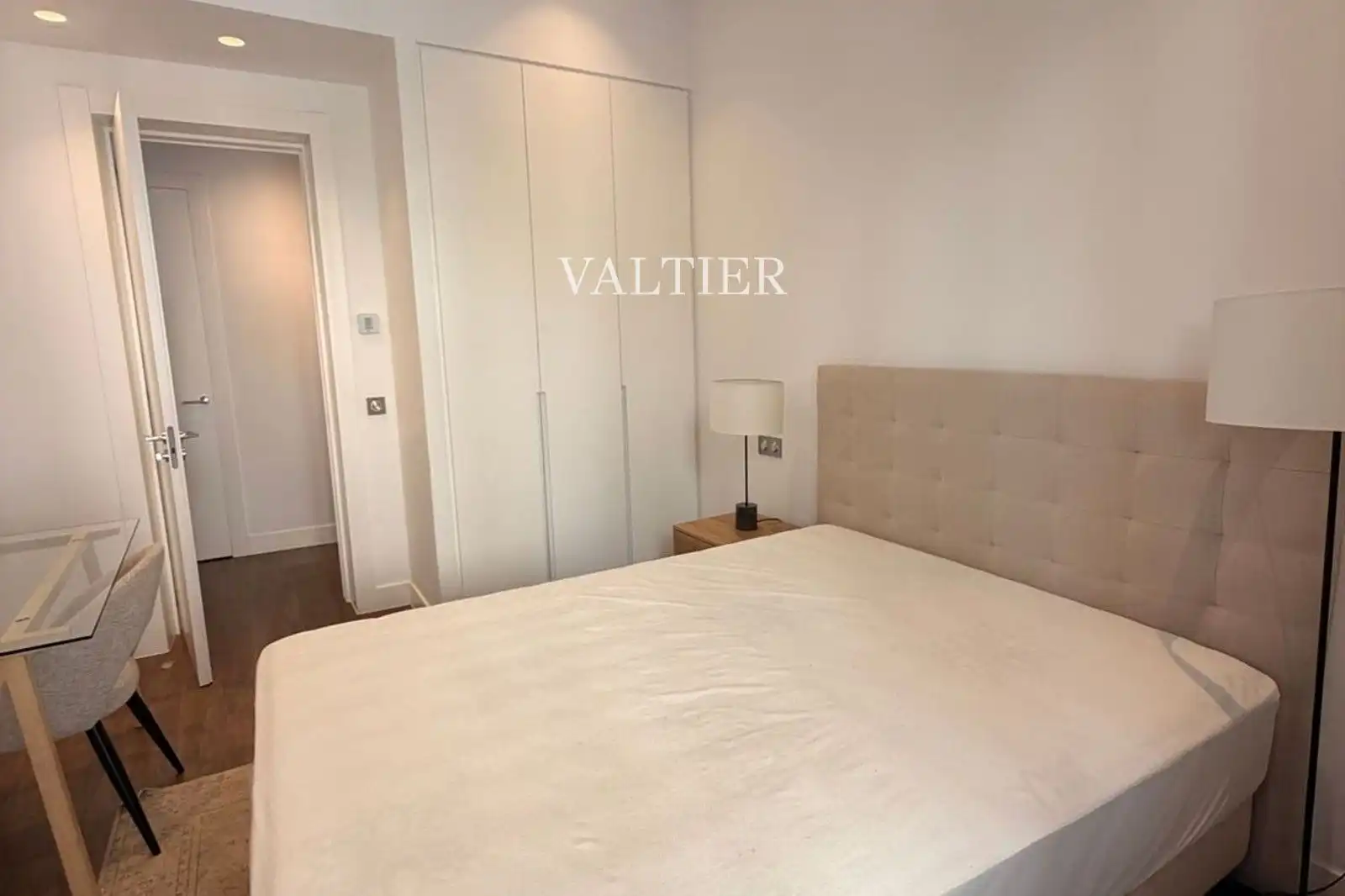 Habitación de Piso de alquiler en Madrid con Aire acondicionado, Terraza y Trastero