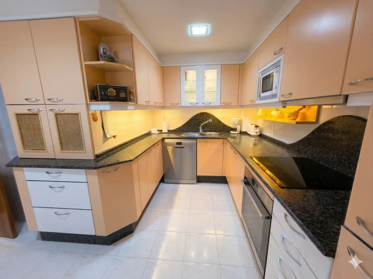 Cocina de Dúplex en venta en A Coruña Capital  con Amueblado