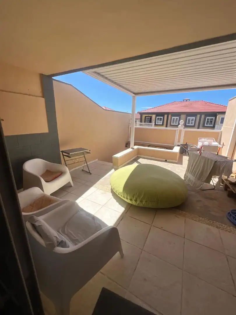 Adossat amb piscina en venda a El Médano, imagen 2