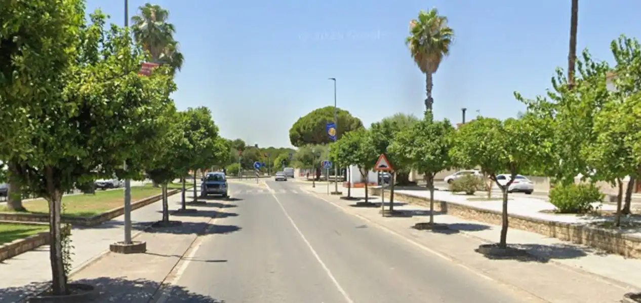 Vista exterior de Pis en venda en Burguillos amb Piscina comunitària