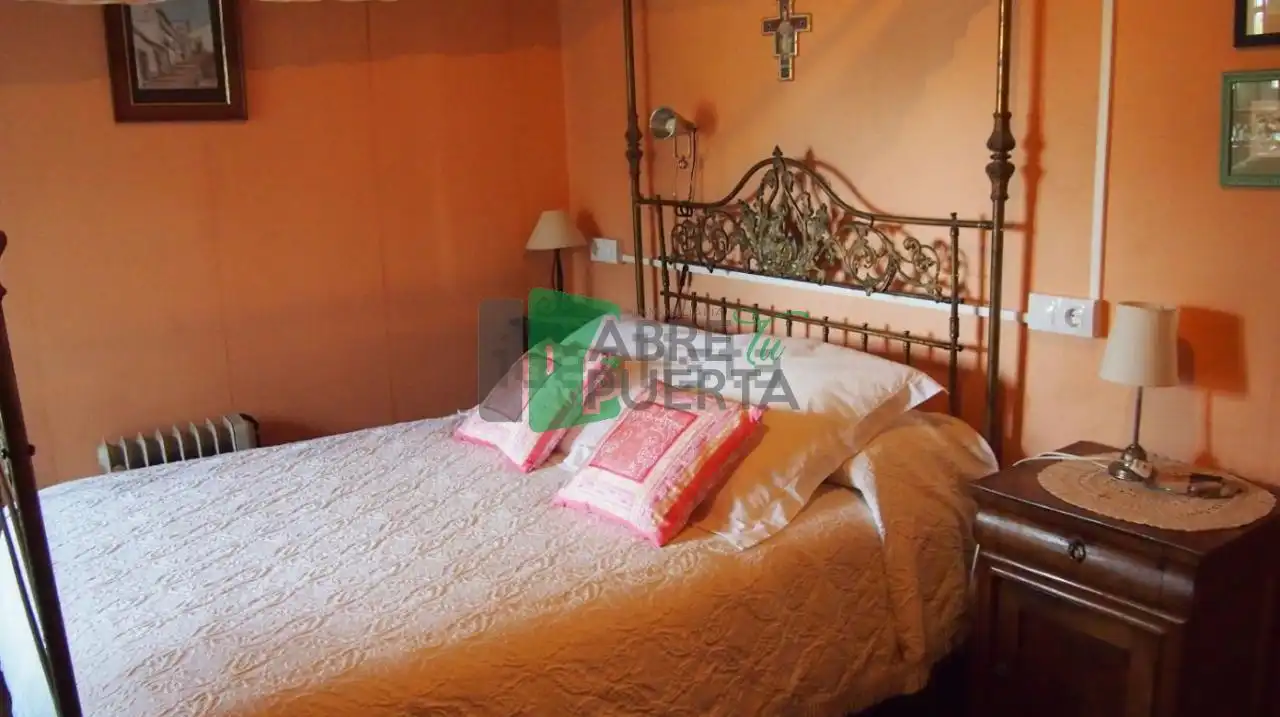 Habitación de Finca rústica en venta en O Pereiro de Aguiar  con Calefacción, Jardín privado y Trastero