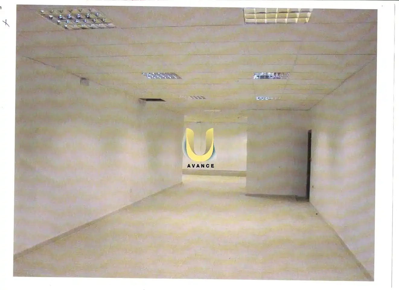 Local comercial en venda a Las Dehesillas - Vereda de los Estudiantes