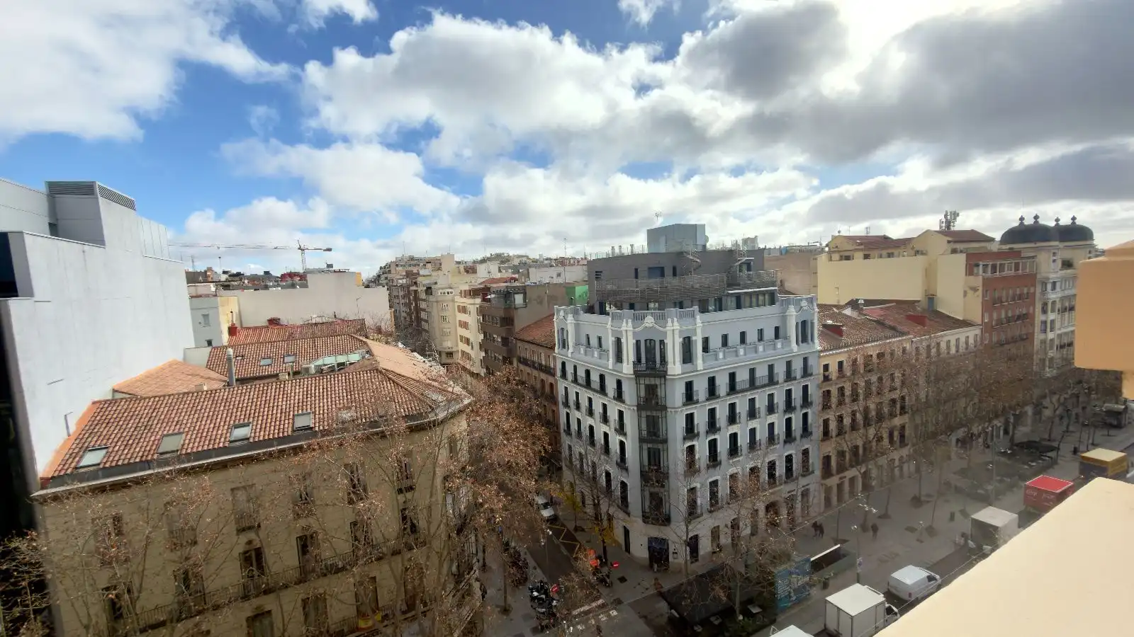 Vista exterior de Àtic en venda en Madrid amb Aire condicionat, Calefacció i Terrassa