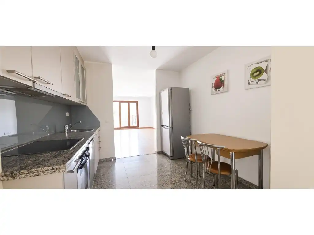 Apartment with lift for sale in Avinguda de Sant Antoni