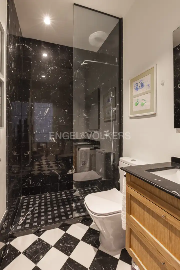 Baño de Piso en venta en Madrid con Aire acondicionado, Calefacción y Parquet