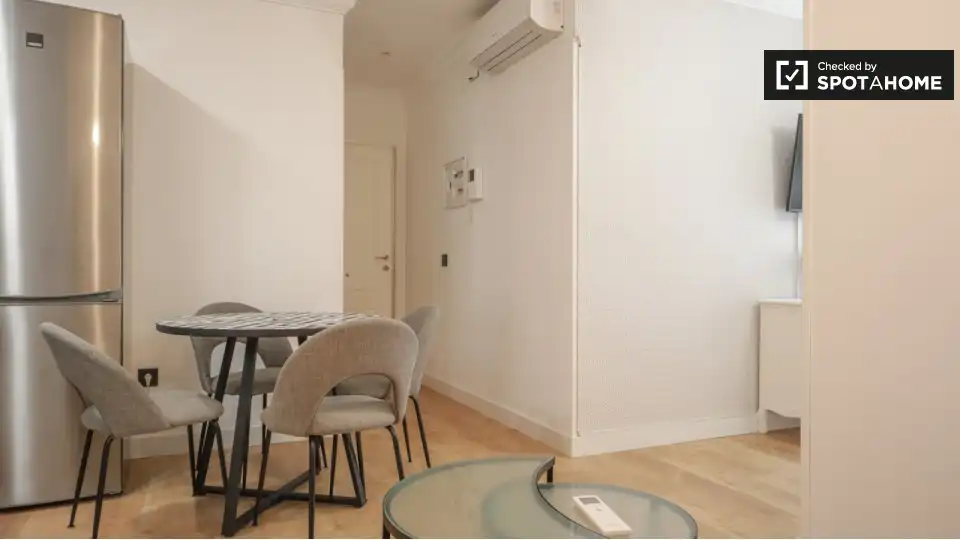 Habitación en Puerta del Ángel