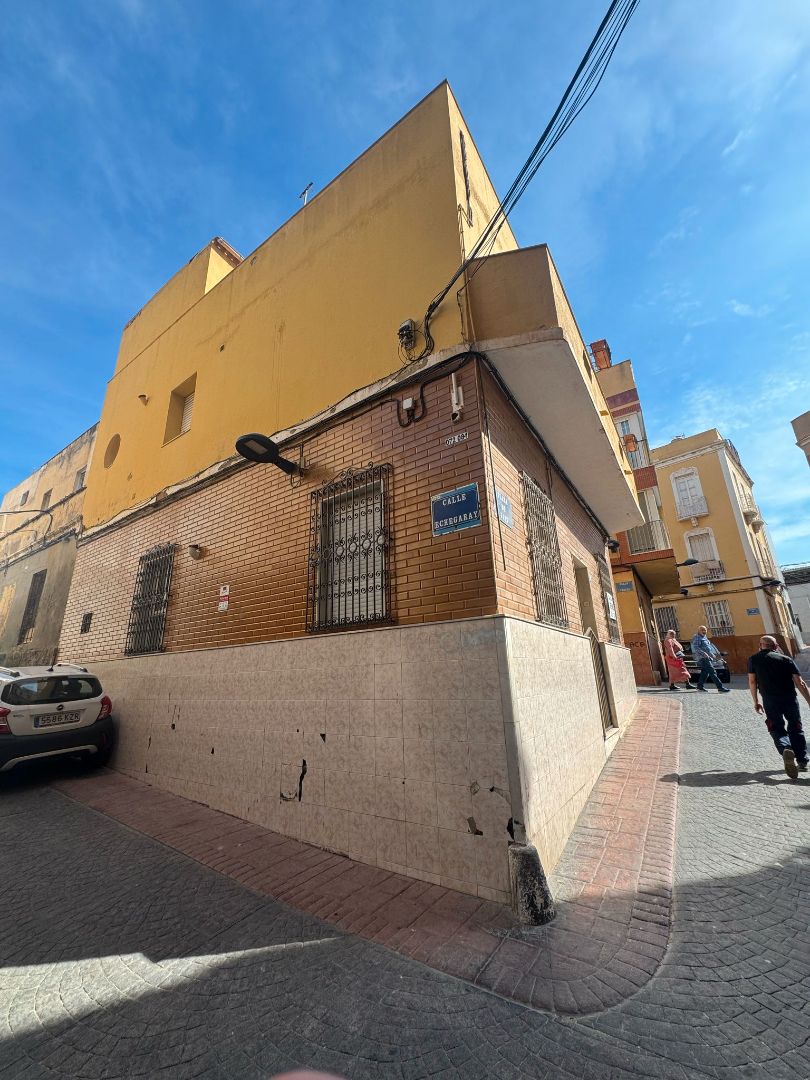 Exterior view of House or chalet for sale in  Melilla Capital  with Air Conditioner, Terrace and Storage room