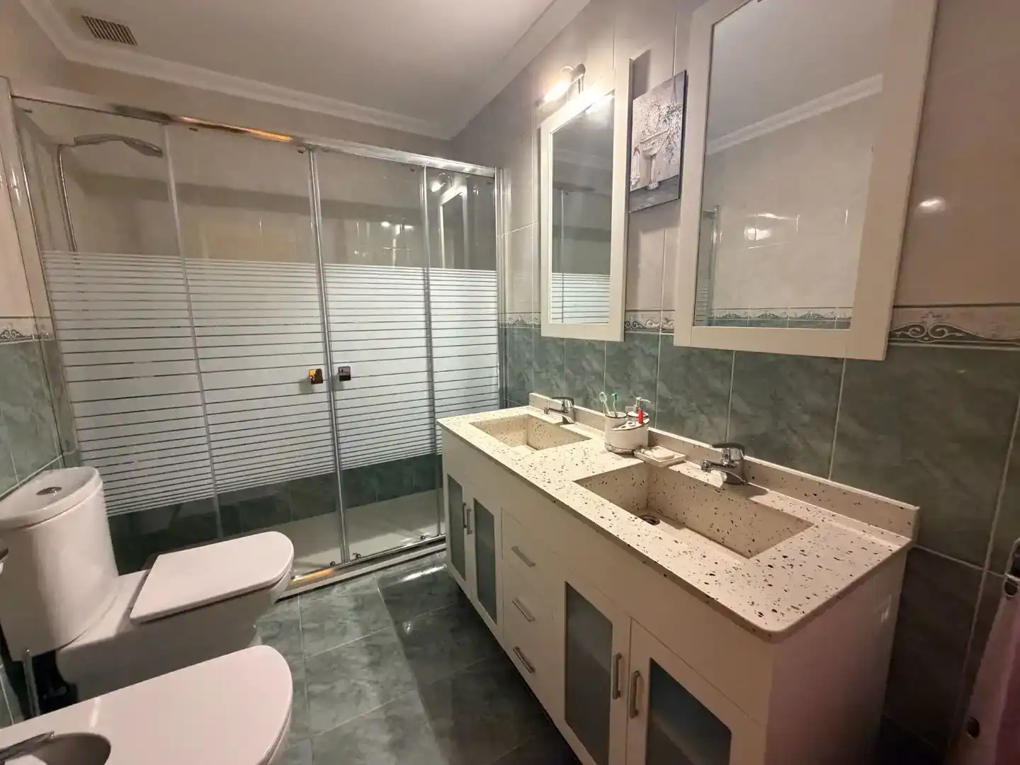 Baño de Casa adosada en venta en Castro-Urdiales con Balcón