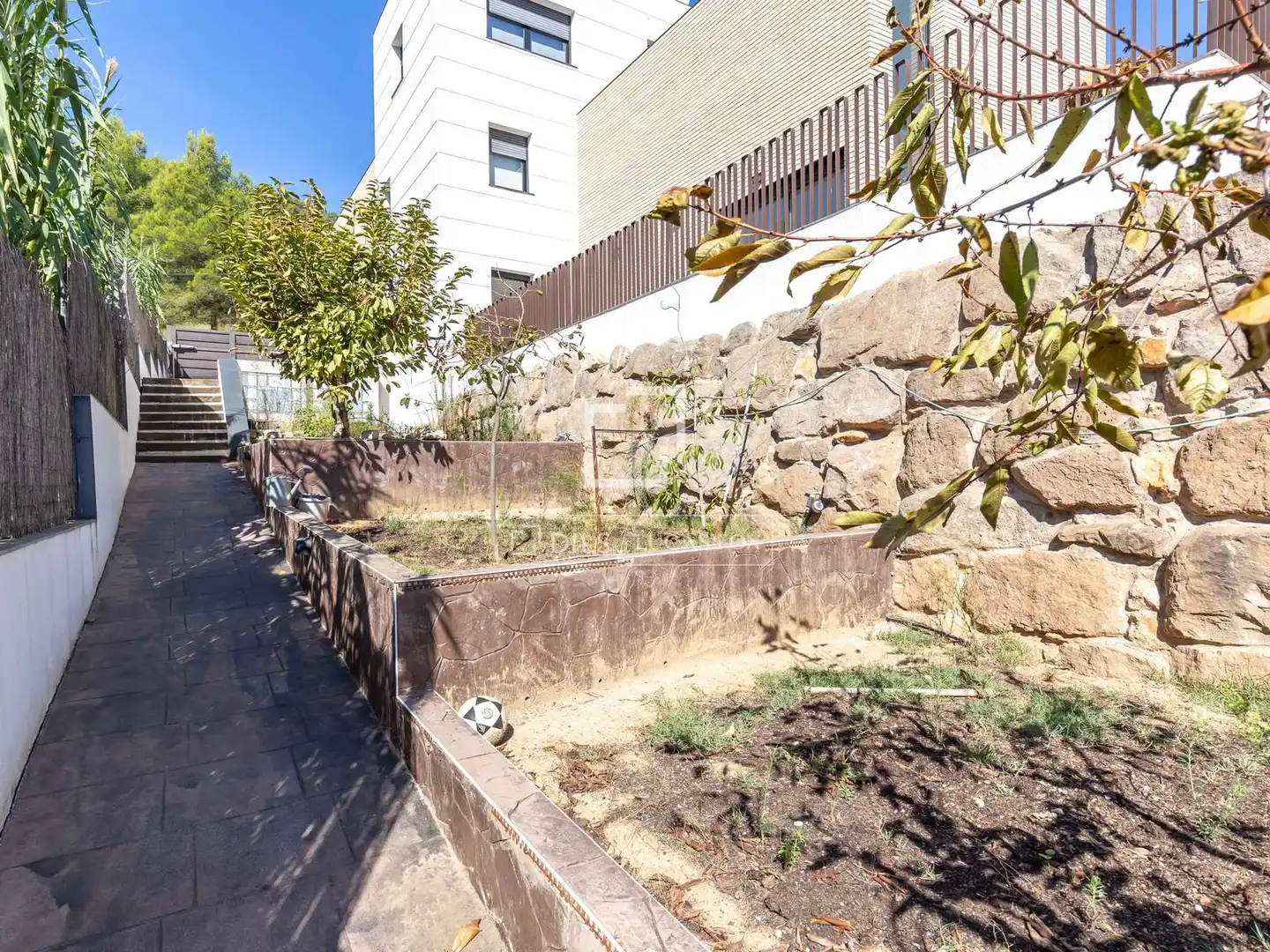 Jardí de Casa o xalet en venda en Vallirana, Barcelona