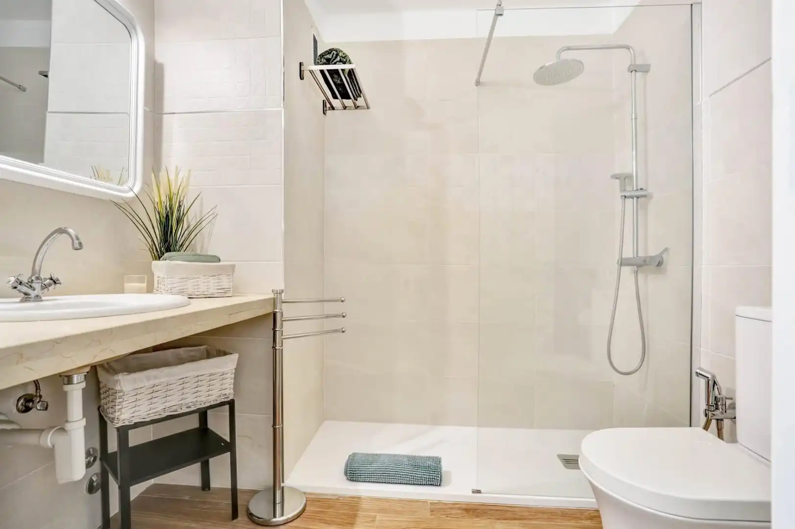 Bathroom of Study for rent in San Miguel de Abona  with Air Conditioner, Terrace and Furnished