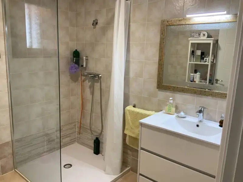 Baño de Casa o chalet en venta en Santibáñez el Alto con Aire acondicionado, Calefacción y Terraza