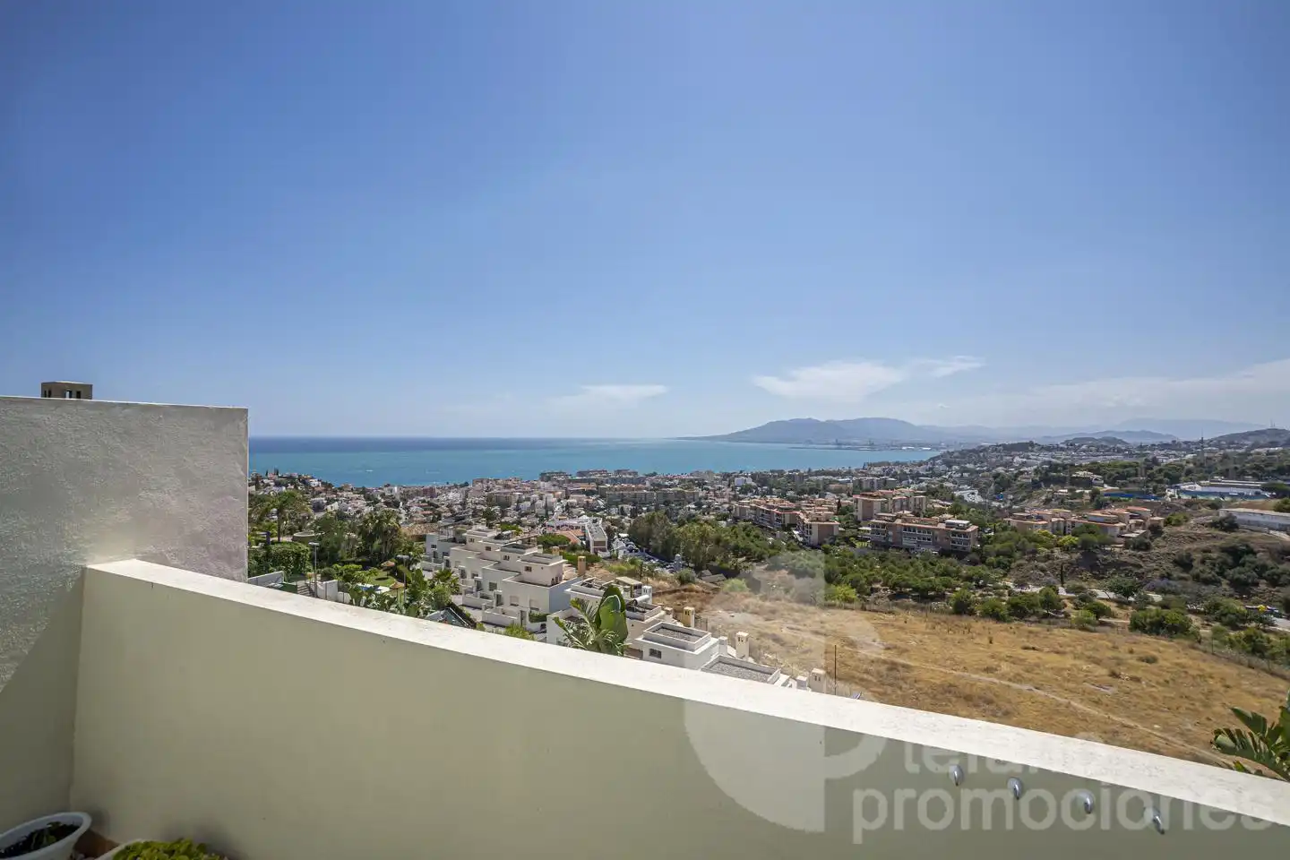 Vista exterior de Casa adosada en venta en Málaga con Aire acondicionado, Jardín privado y Terraza