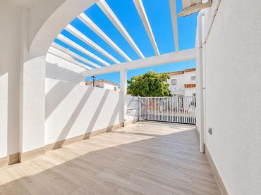 Casa con piscina en venta en TOLEDO