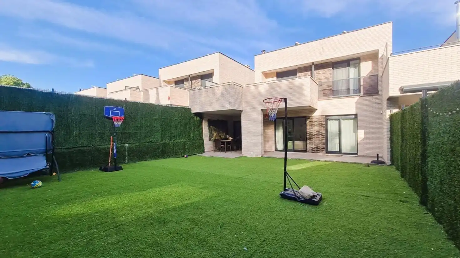 Terraza de Casa o chalet en venta en Valladolid con Calefacción, Jardín privado y Terraza