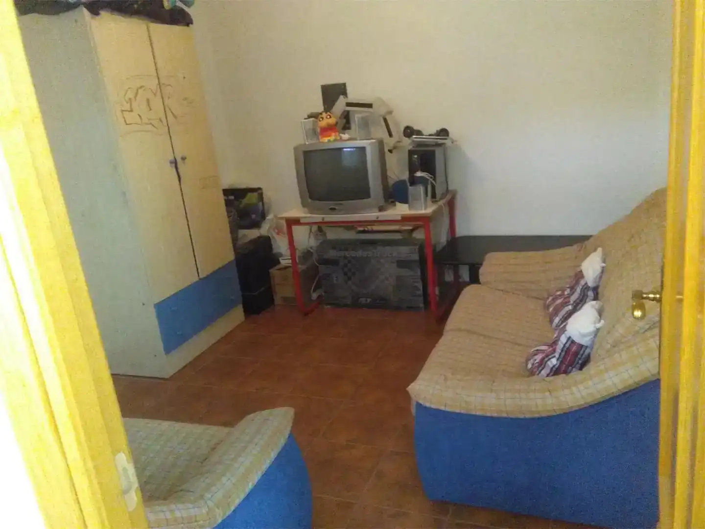 Sala d'estar de Casa adosada en venda en Ciempozuelos amb Piscina i Balcó
