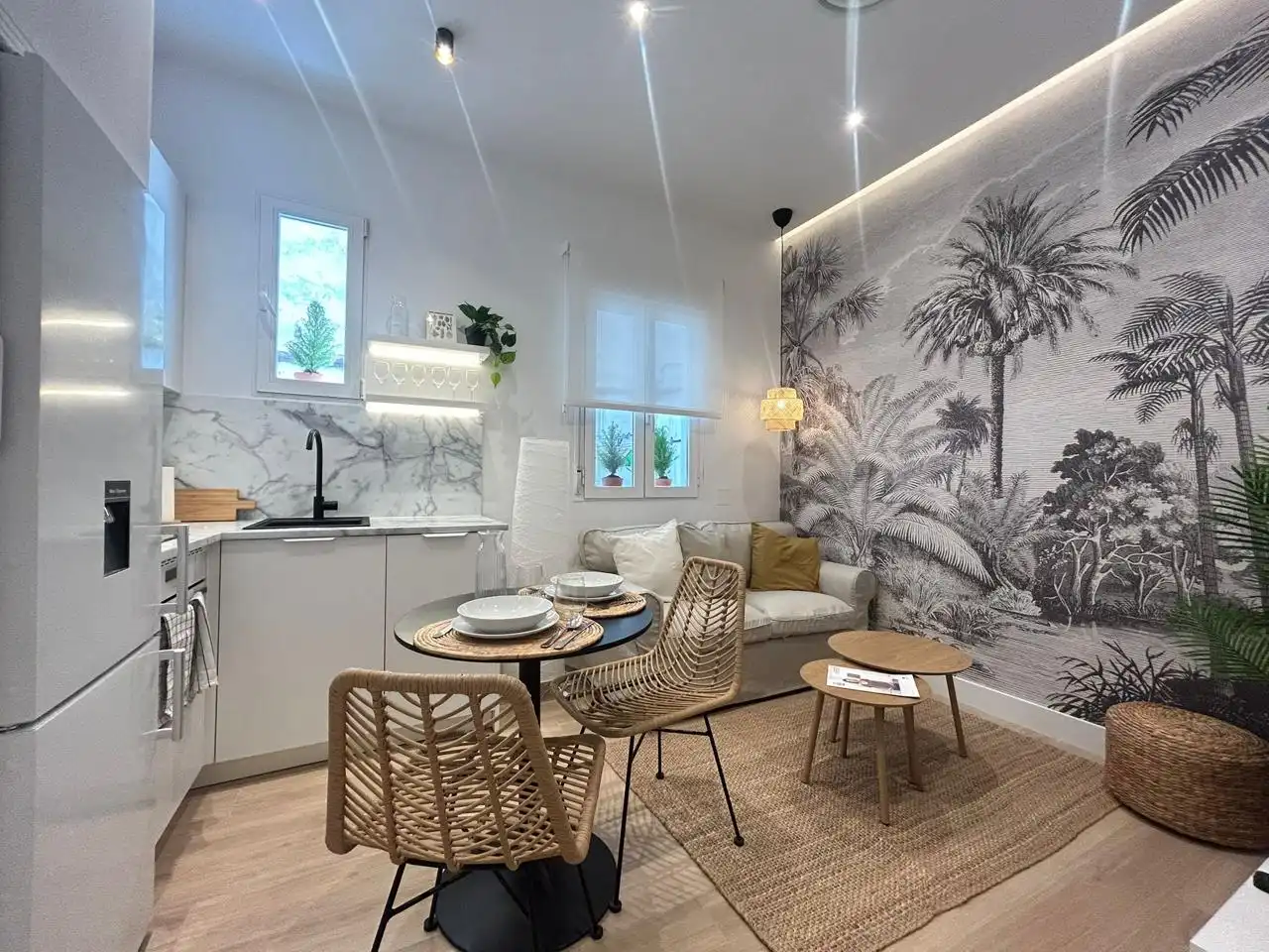 Sala d'estar de Planta baixa de lloguer en Madrid amb Aire condicionat