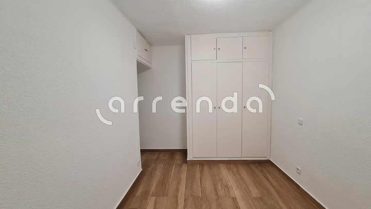 Bedroom of Flat for rent in Madrid  with Heating and Terrace